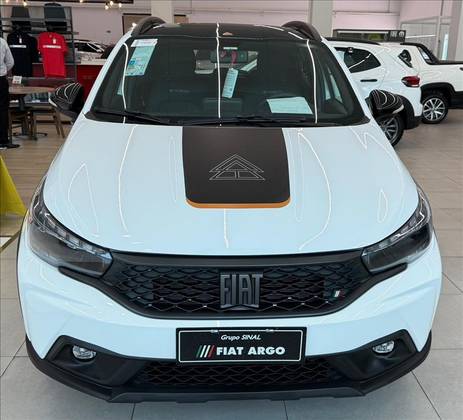 FIAT ARGO 1.3 FIREFLY FLEX TREKKING CVT